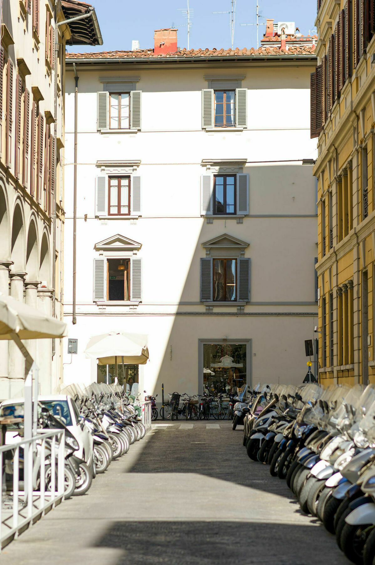 Arnobio Florence Suites Εξωτερικό φωτογραφία